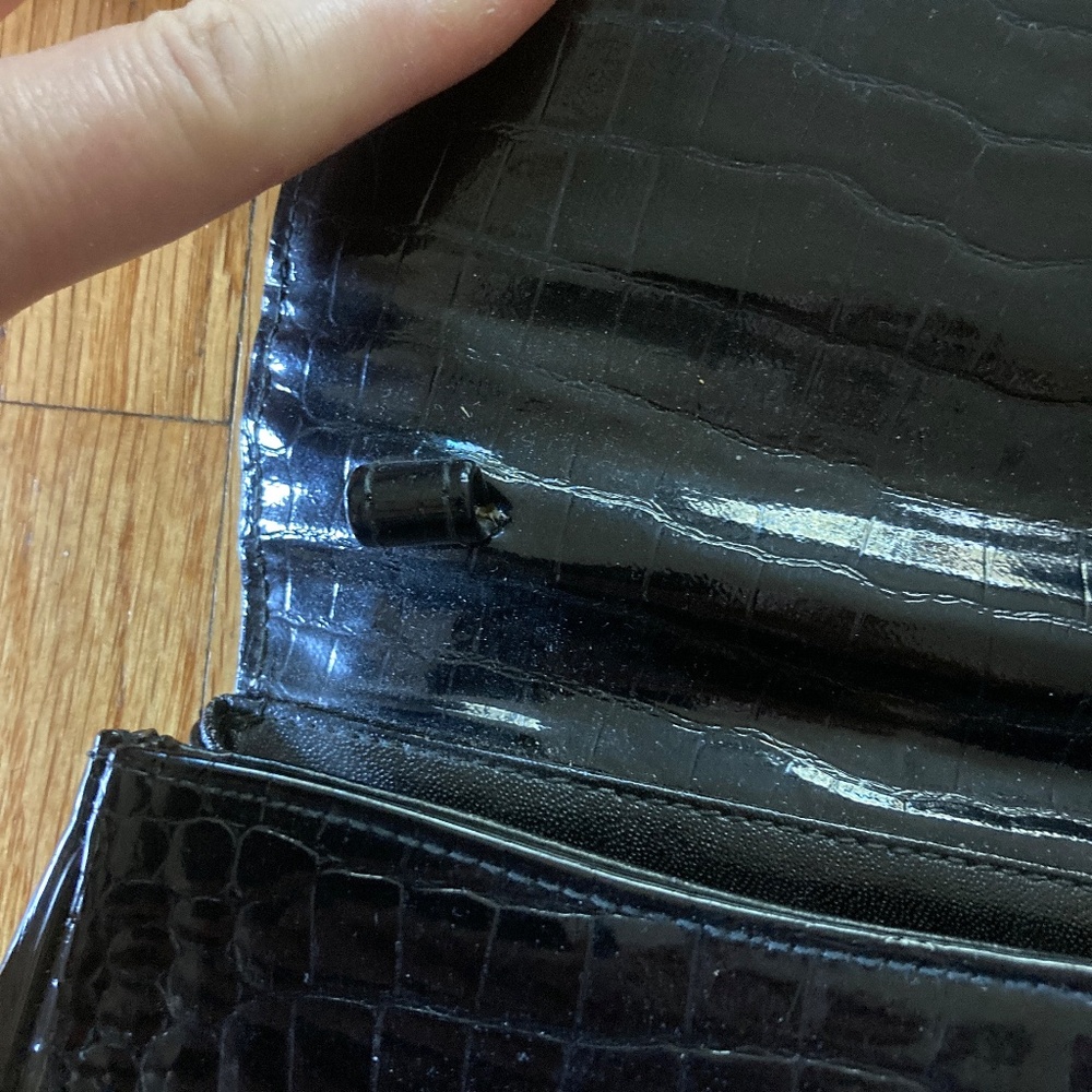 Vintage Susan Gail Patent Clutch Purse in Black, Mini, Croc Embossed - Picture 4 of 10